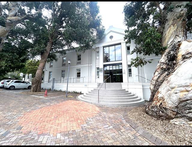 432M² OFFICE TO LET IN RONDEBOSCH